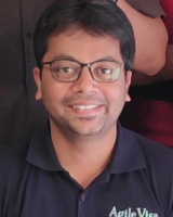 Prashant Shinde headshot